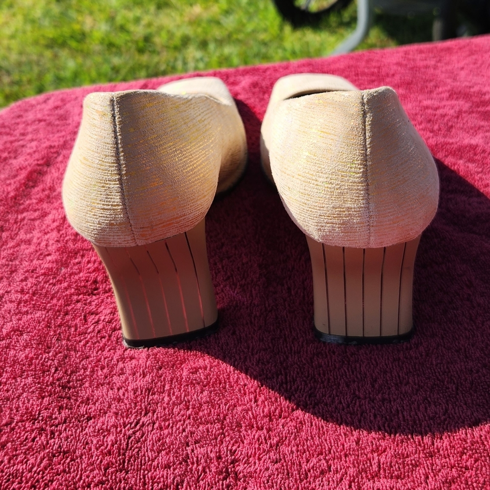 Dress shoes